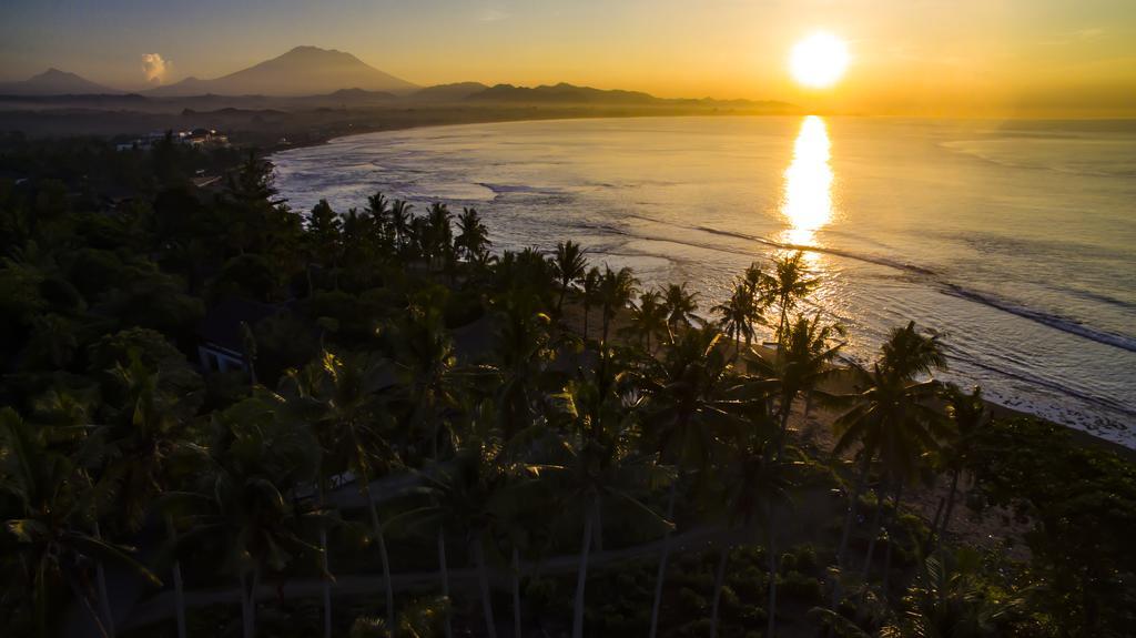 巴厘岛橙色别墅 克拉玛斯 外观 照片